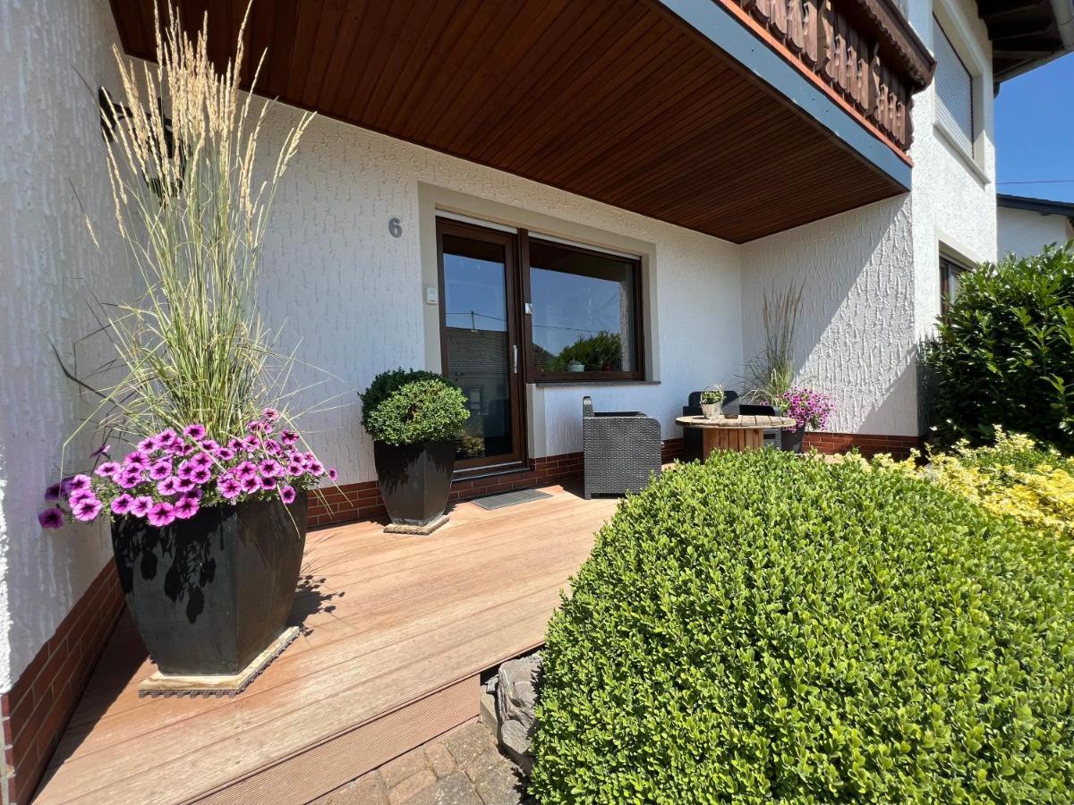 Ferienwohnung Terrasse Parkplatz Wallbox Nuerburgring Herresbach Exterior photo